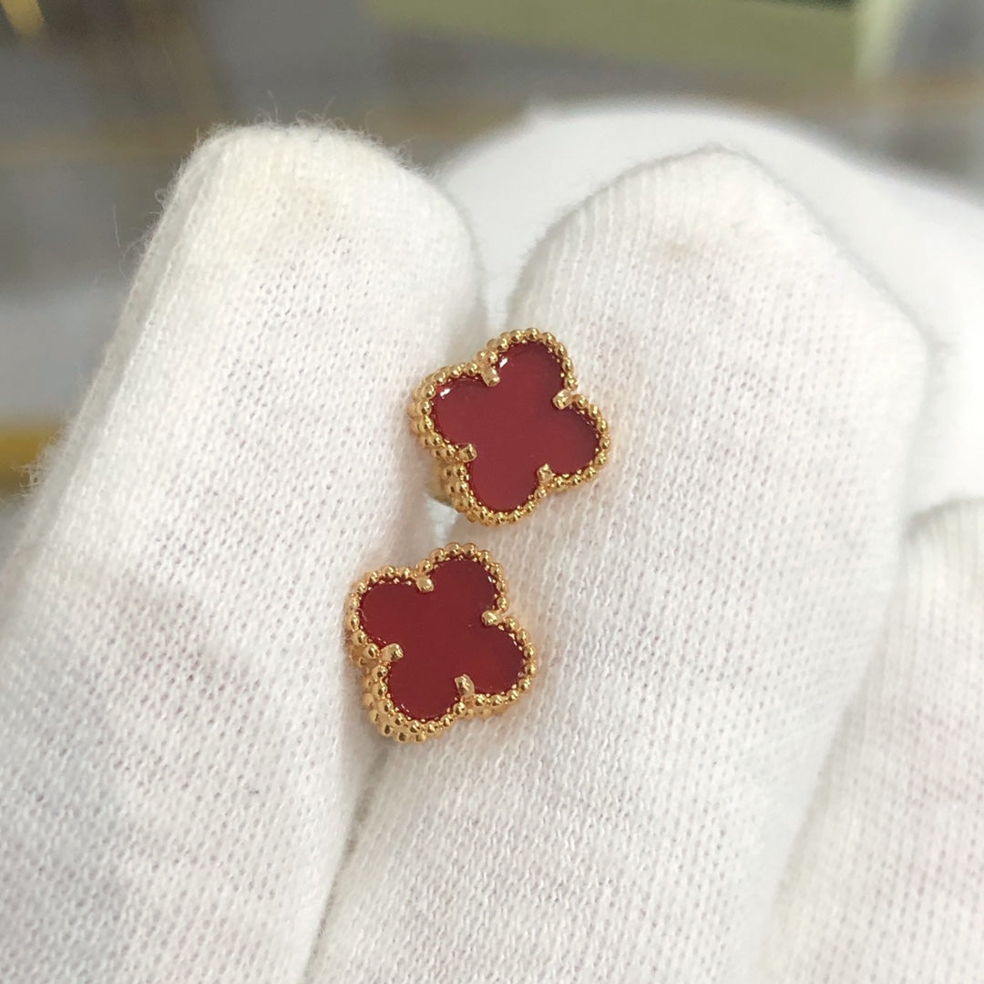 Van Cleef & Arpels CLOVER MINI GOLD EARRINGS