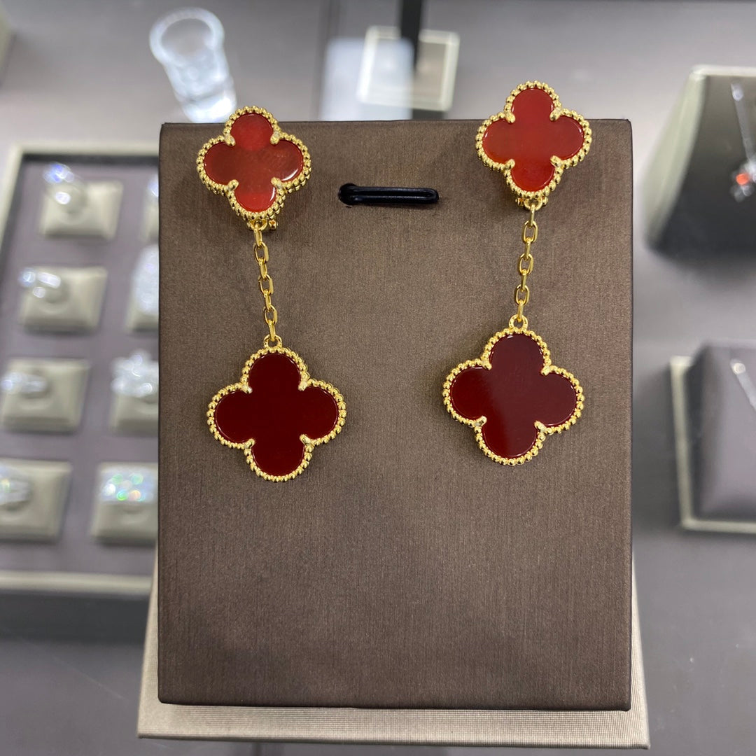 Van Cleef & Arpels CLOVER 2 MOTIFS GOLD EARRINGS