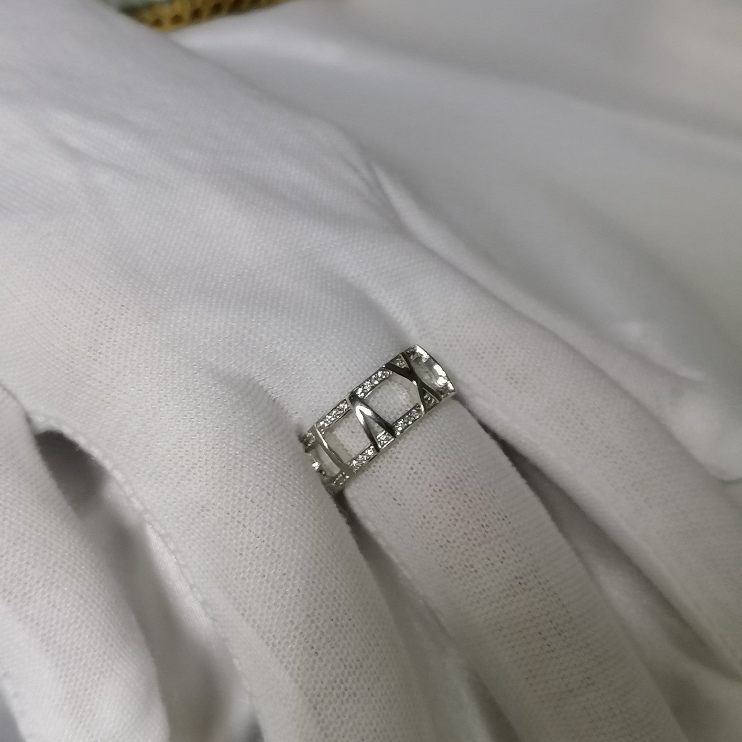 TIFFANY ATLAS LARGE OPEN DIAMOND RING