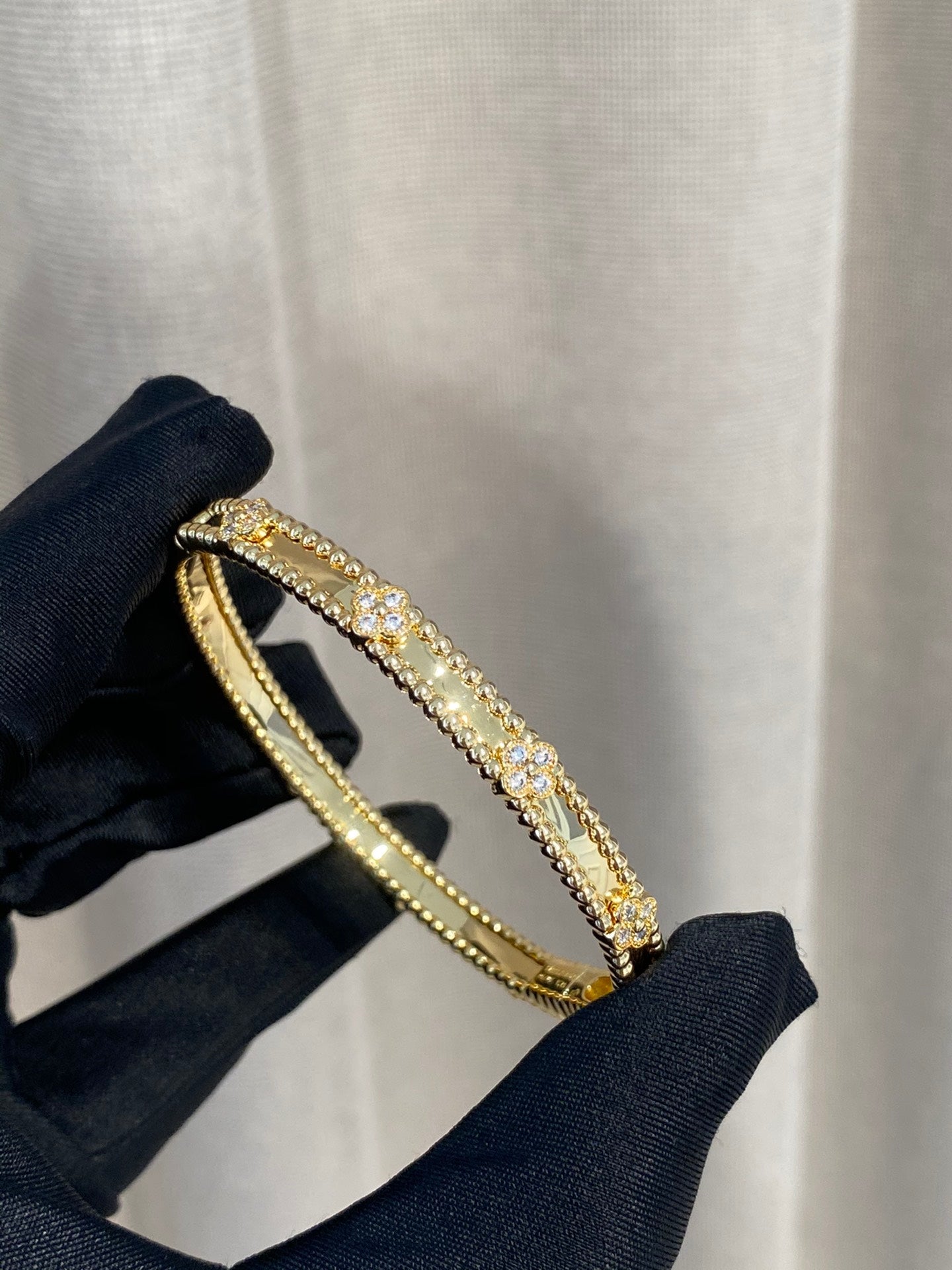 Van Cleef & Arpels PERLEE SMALL BRACELET