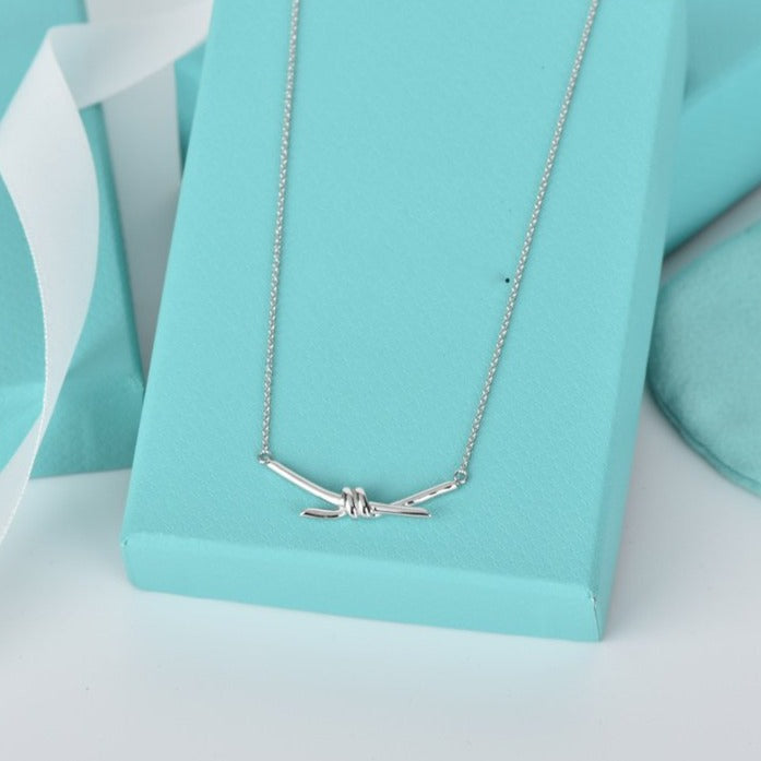 TIFFANY KNOT NECKLACE