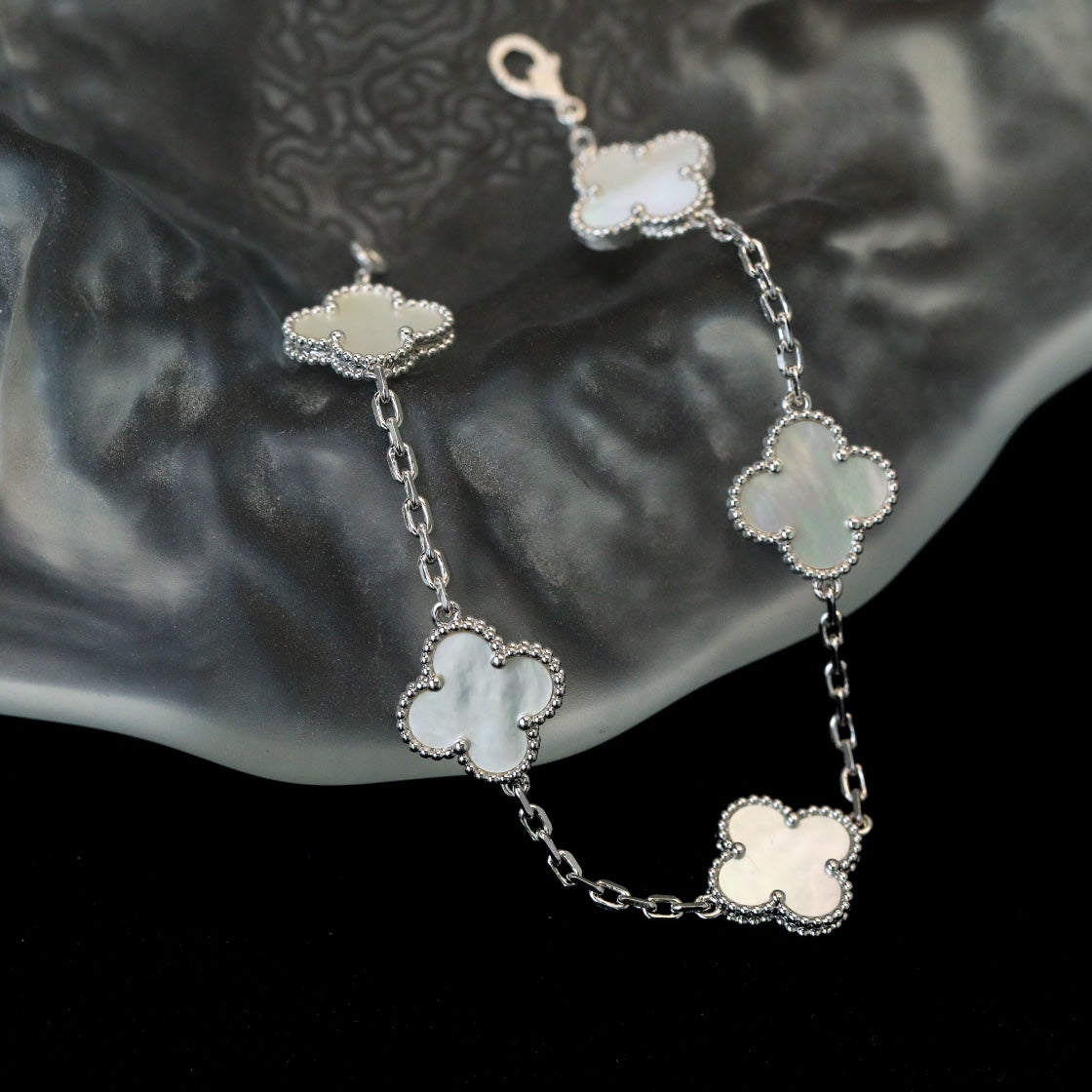Van Cleef & Arpels CLOVER 5 WHITE MOP SILVER BRACELET
