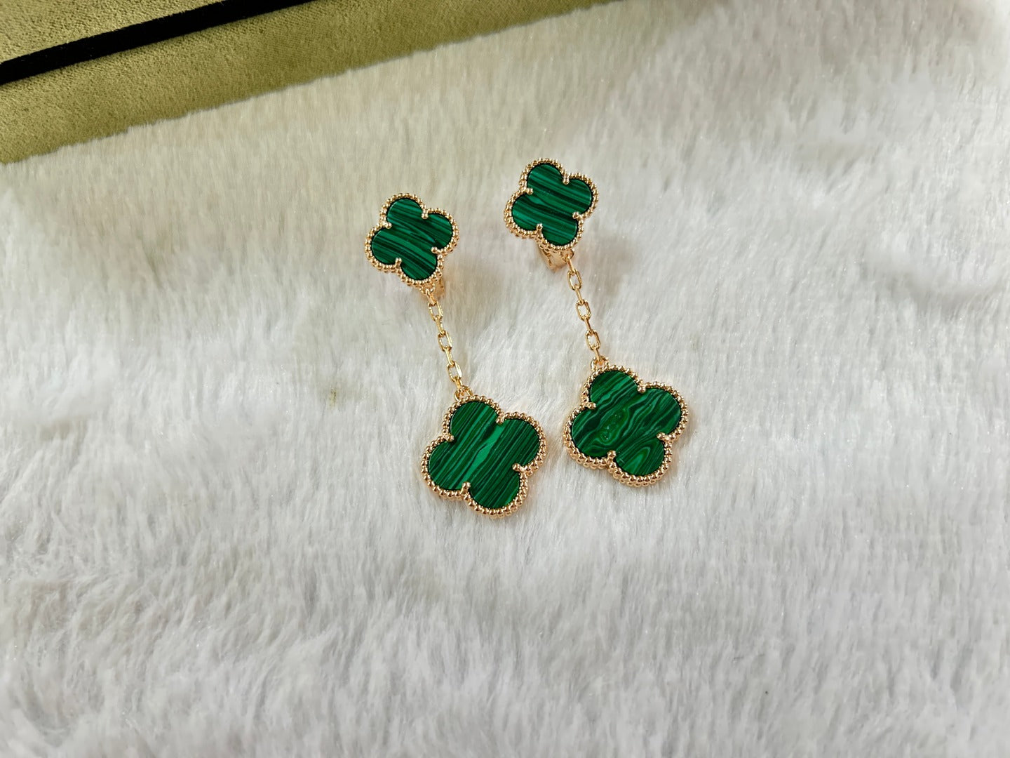 Van Cleef & Arpels CLOVER 2 MOTIF MALACHITE EARRINGS