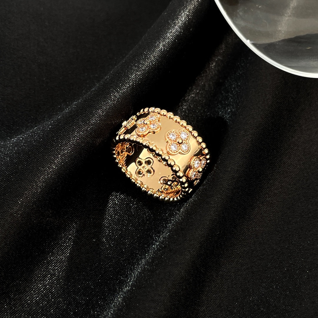 Van Cleef & Arpels PERLEE DIAMOND LARGE RING