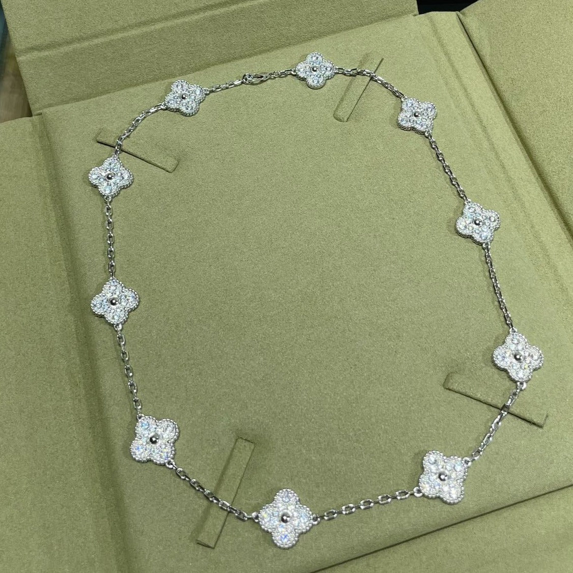 Van Cleef & Arpels CLOVER NECKLACE 10 MOTIFS DIAMOND PAVED