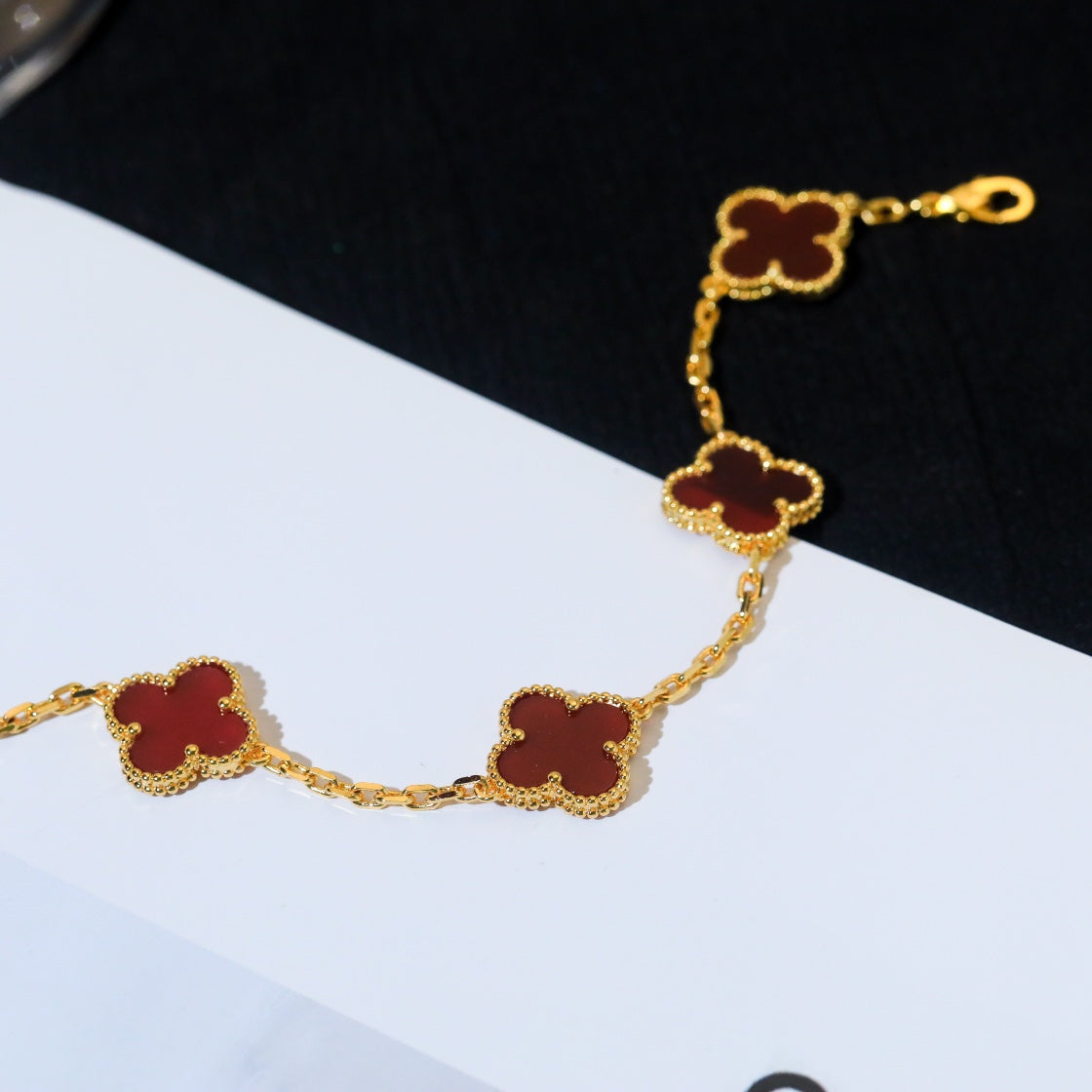 Van Cleef & Arpels CLOVER BRACELET 5 MOTIF CARNELIAN