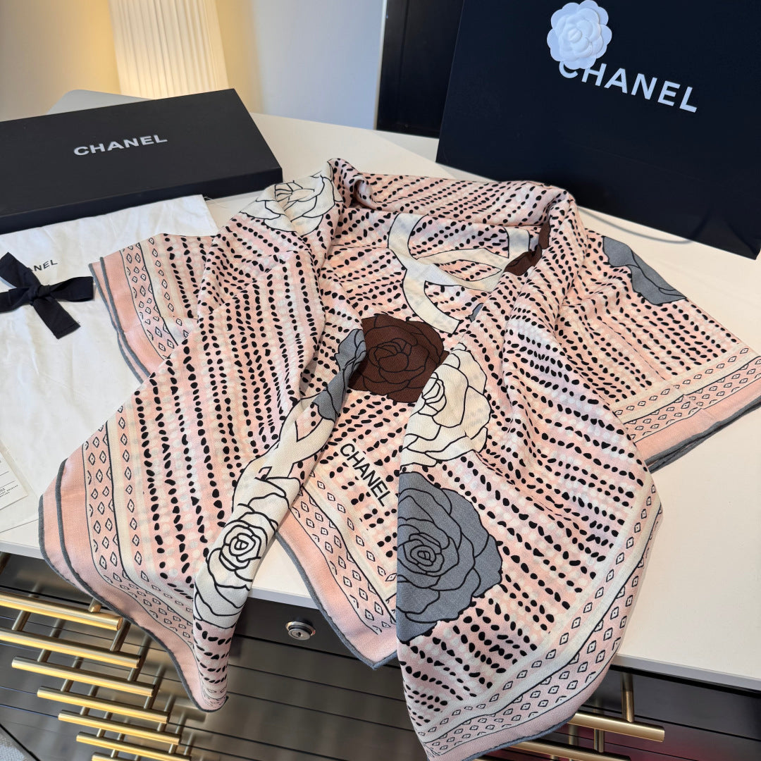 CHANEL 25S SCARF 140 IN CASHMERE 989891