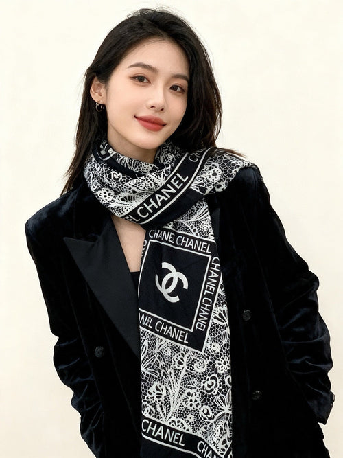CHANEL 25S SCARF 135 CM IN CASHMERE AND SILK 943317