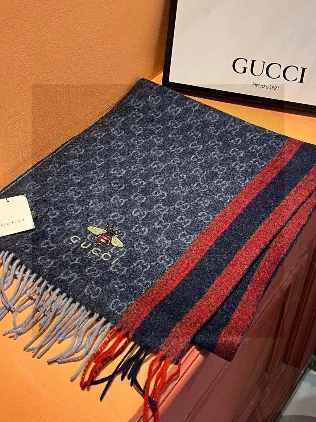 CHANEL 25S SCARF 190 IN CASHMERE 718528