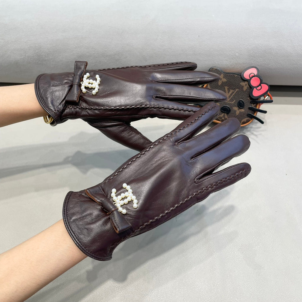 CHANEL GLOVES IN BRUNETTE BROWN LAMBSKIN 415821
