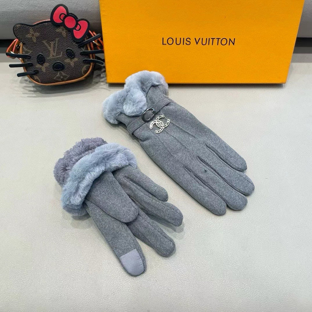 CHANEL GLOVES IN SHARK GRAY WOOL WITH RABBIT FUR 458522