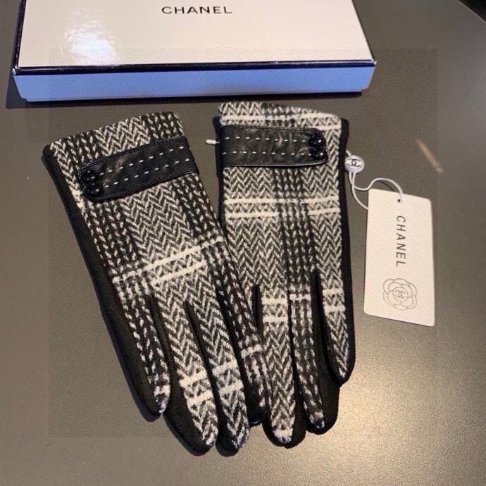 CHANEL GLOVES IN BLACK MIX WHITE WOOL 429245